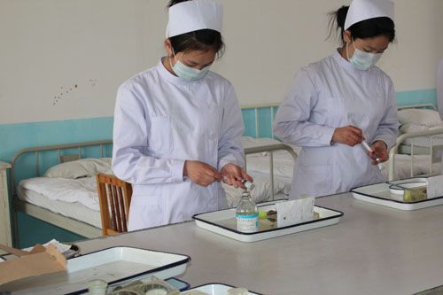 石家庄新华区有没有正规的医学中专学校？