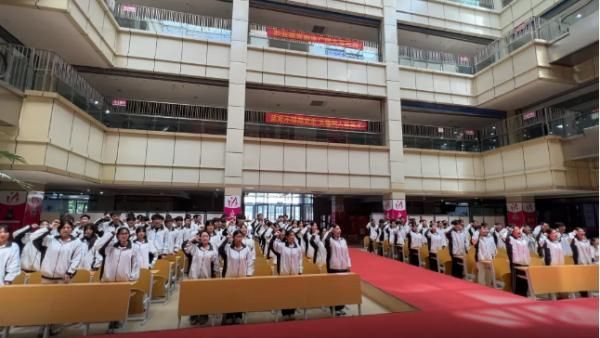 石家庄天使护士学校2025届对口高考生宣誓